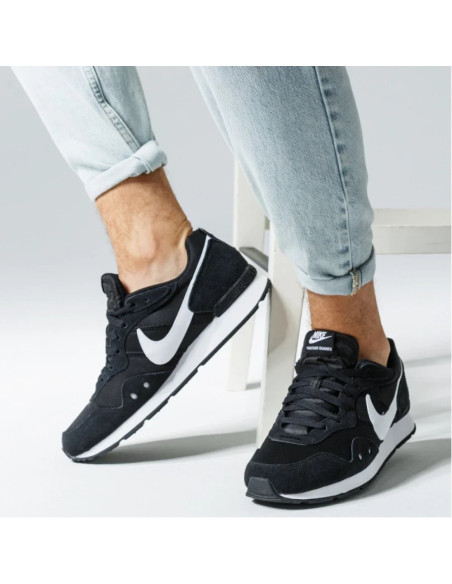 Кроссовки Nike Venture Runner CK2944-002