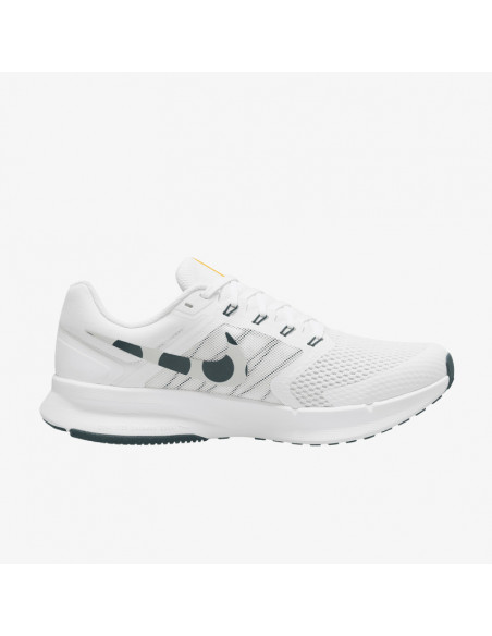 Кроссовки Nike Run Swift 3 DR2695-100